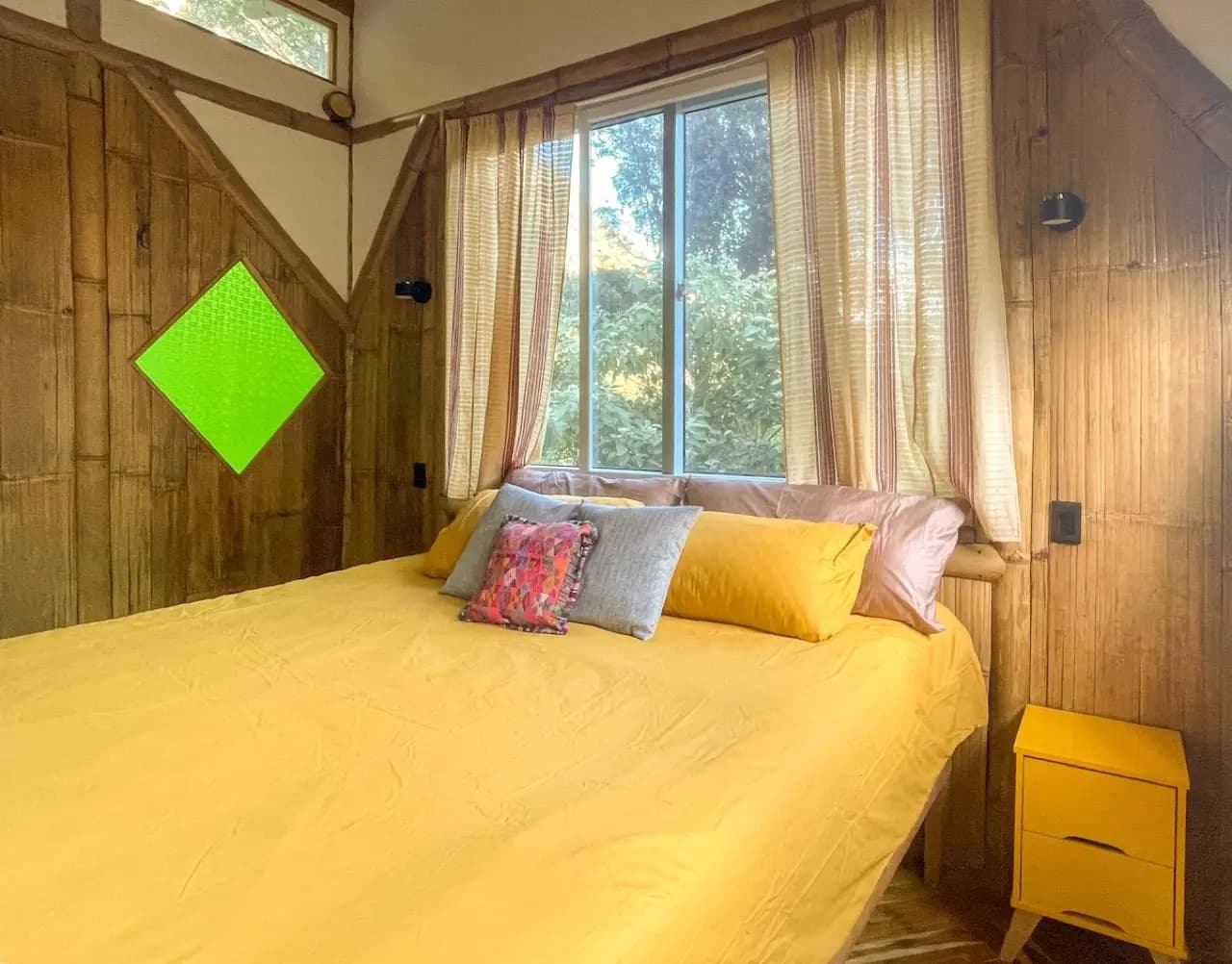 Cabaña de bambú de lujo · Cama tamaño king · Planta baja 3