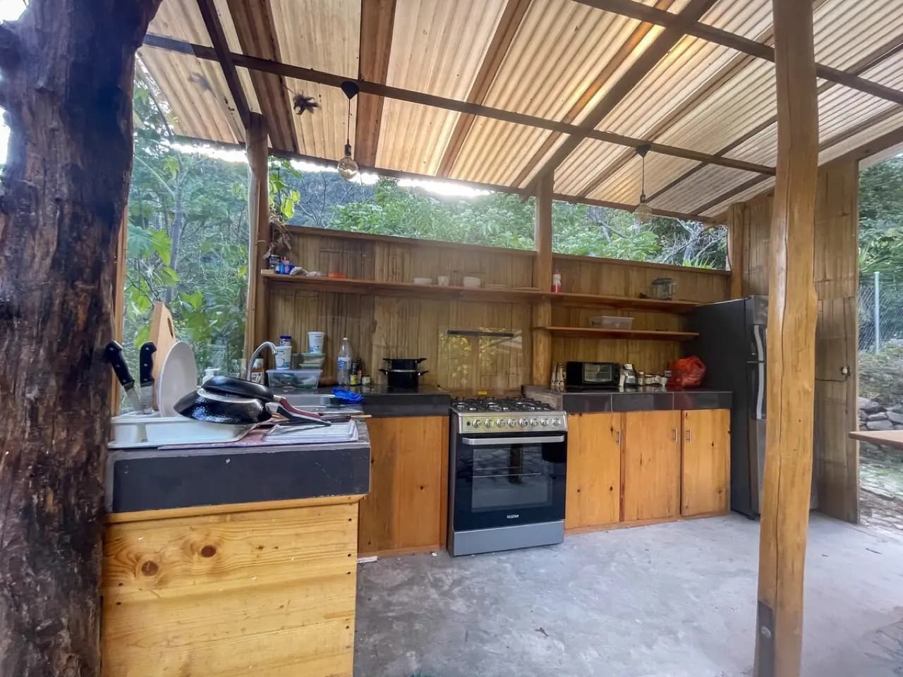 Cabaña de bambú de lujo · Cama tamaño queen · Planta baja 4
