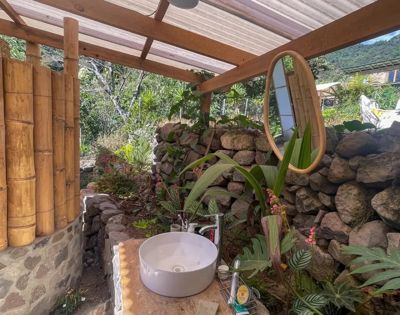 Cabaña de bambú de lujo · Cama tamaño queen · Nivel superior 17