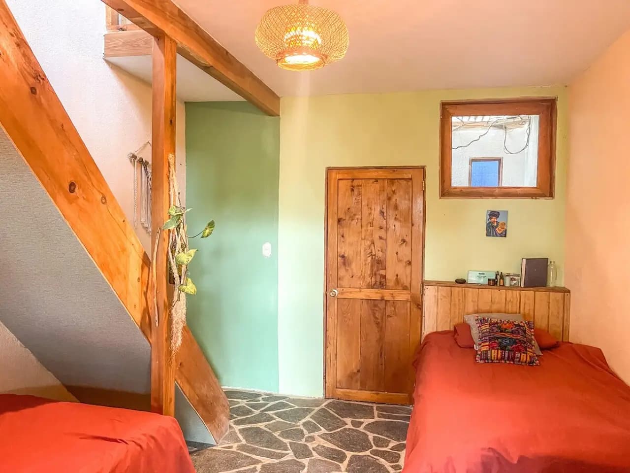 Casita familiar en granja ecológica con vista al valle Atitlán 17