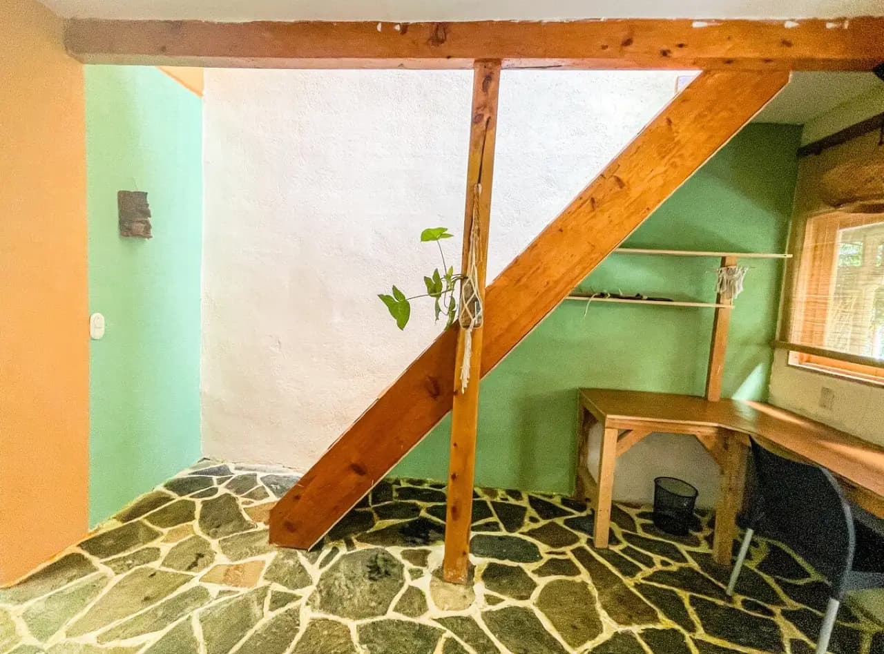 Eco casita en granja de permacultura con vista al valle 7