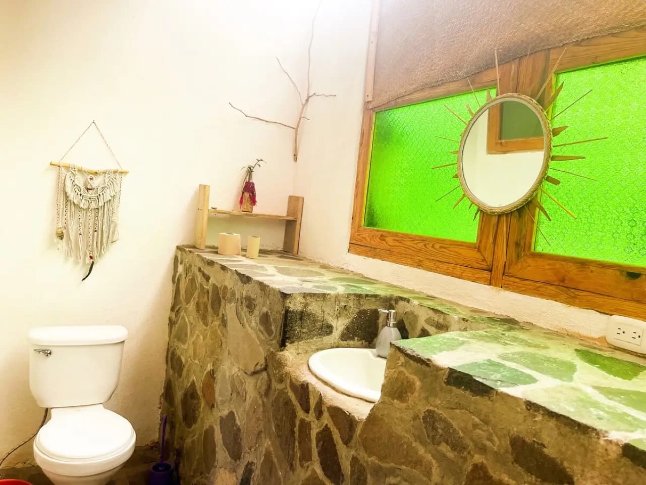 Eco casita en granja de permacultura con vista al valle 11